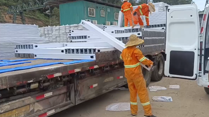 旭東圍擋—觀(guān)瀾工地專(zhuān)供